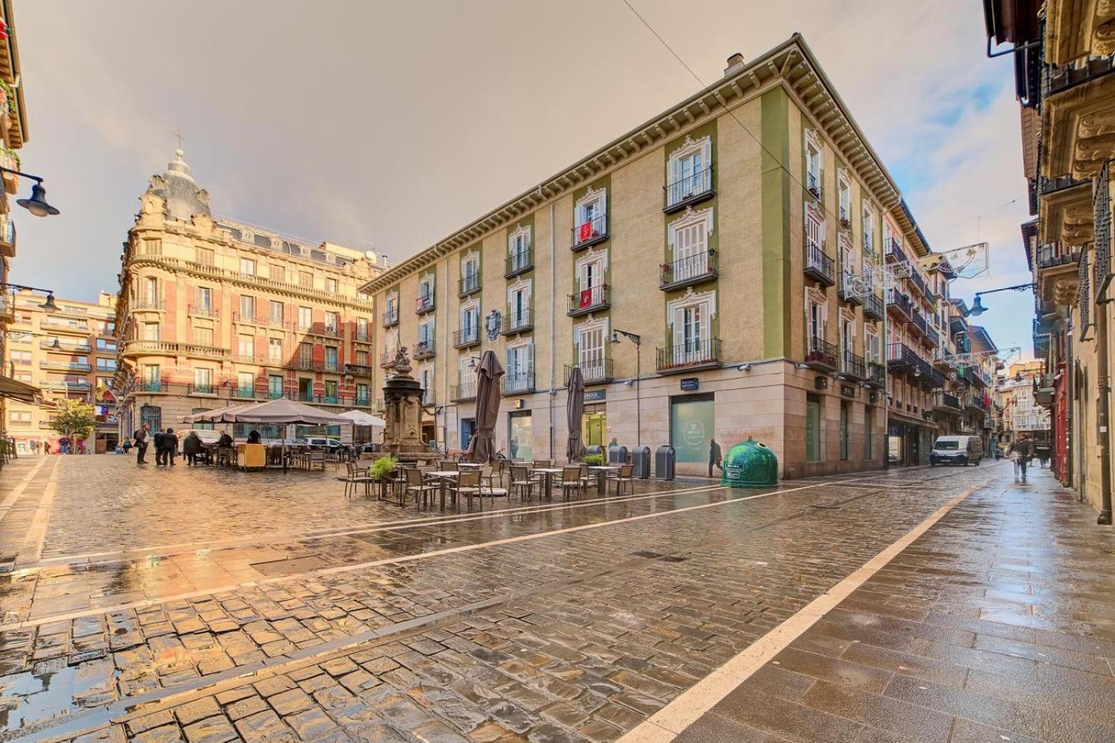 Appartamento TuApartamento - Zapateria 45 Pamplona Esterno foto