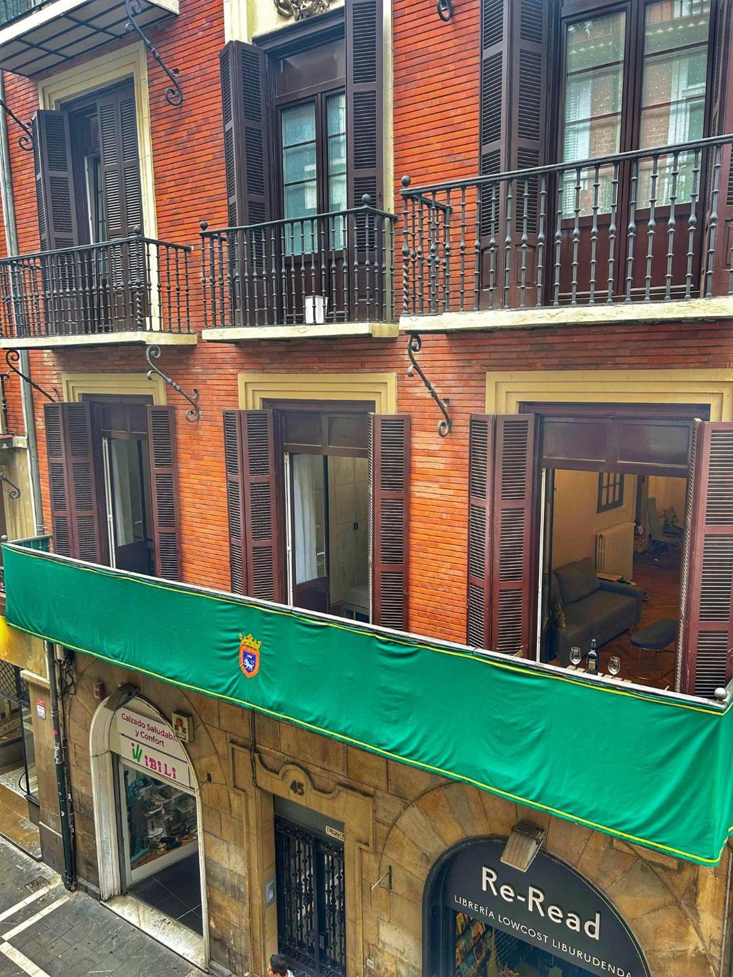 Appartamento TuApartamento - Zapateria 45 Pamplona Esterno foto