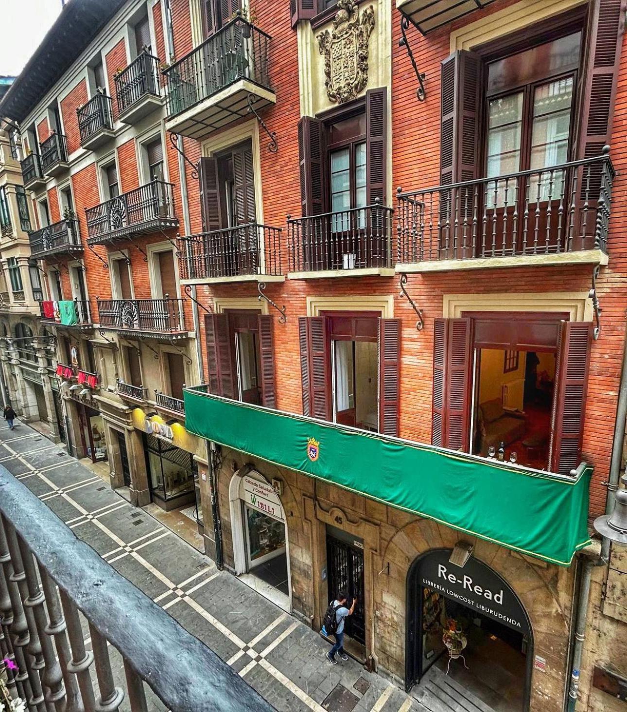 Appartamento TuApartamento - Zapateria 45 Pamplona Esterno foto
